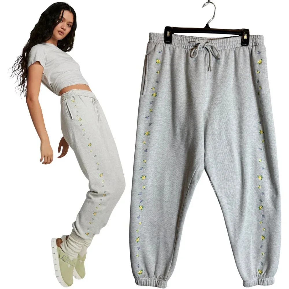 PINK Victoria's Secret Floral Embroidered Fleece Jogger Sweatpants Women's Large - Picture 1 of 11